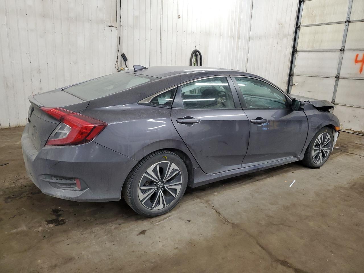 2016 Honda Civic VIN 19XFC1F70GE040382 Copart auction photo, front end damage thumbnail 3