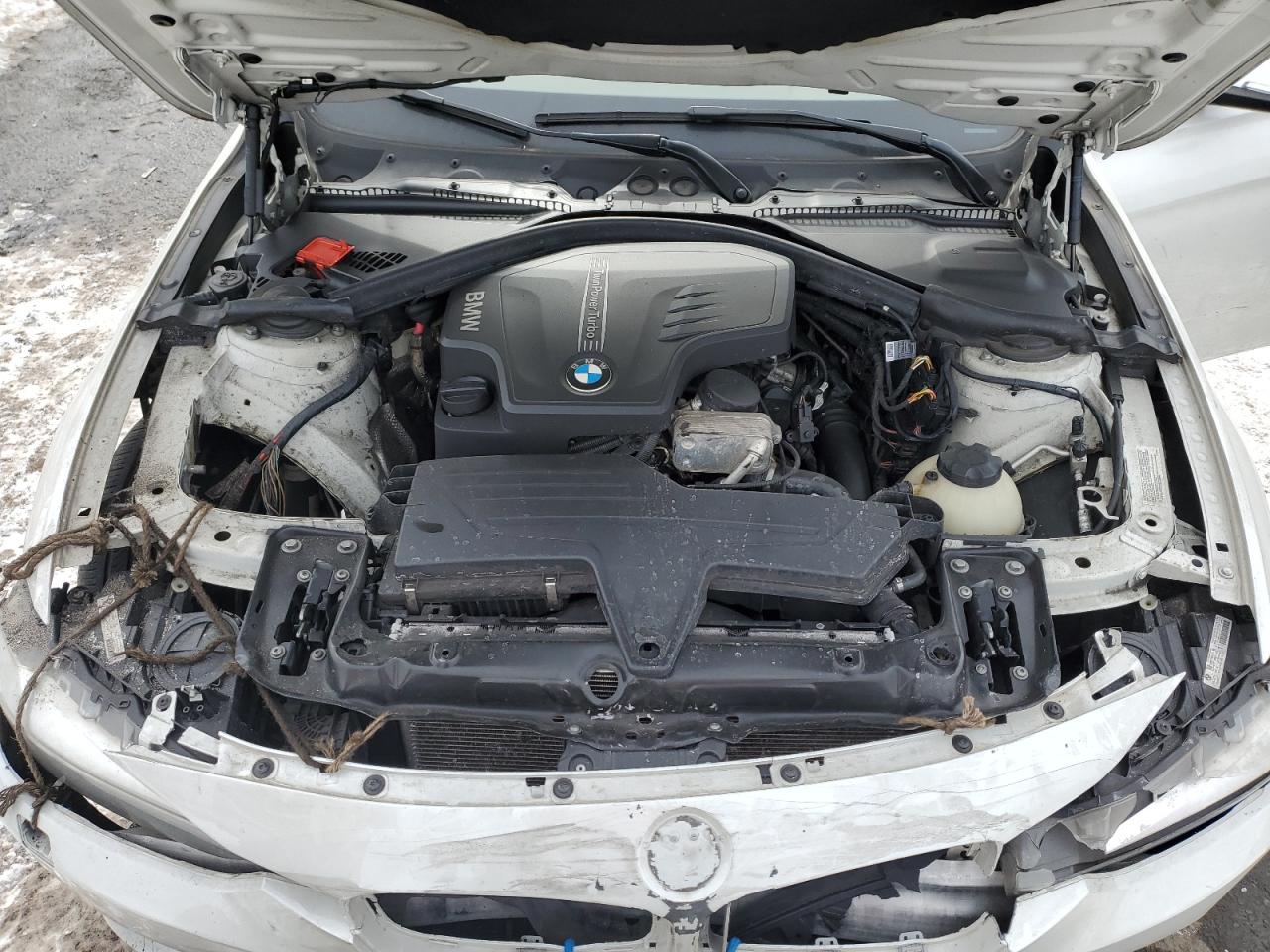 2013 BMW 3er VIN WBA3B5C53DF590089 Copart auction photo, front end damage thumbnail 11
