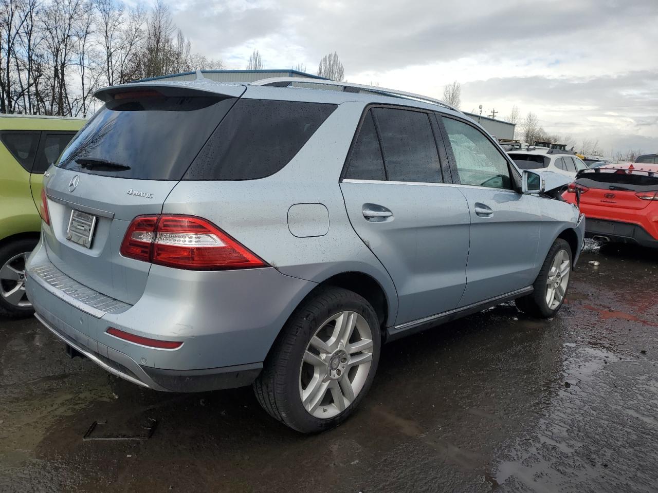 2014 Mercedes-Benz M-klasse VIN 4JGDA5HB6EA397079 Copart auction photo, front end damage thumbnail 3
