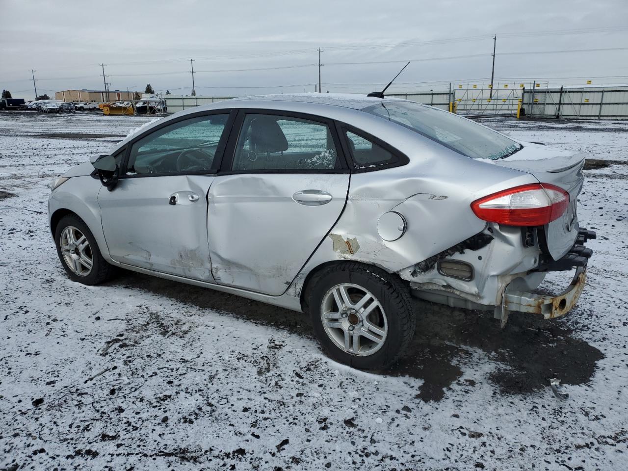 2015 Ford Fiesta VIN 3FADP4AJ9FM146632 Copart auction photo, all over damage thumbnail 2