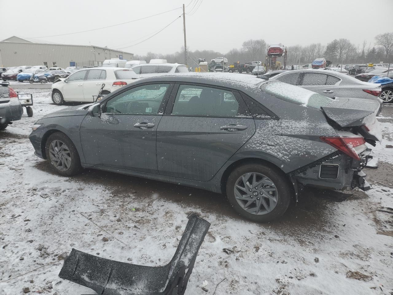 2024 Hyundai Elantra VIN KMHLM4DG6RU783908 Copart auction photo, rear end / minor dent/scratches damage thumbnail 2