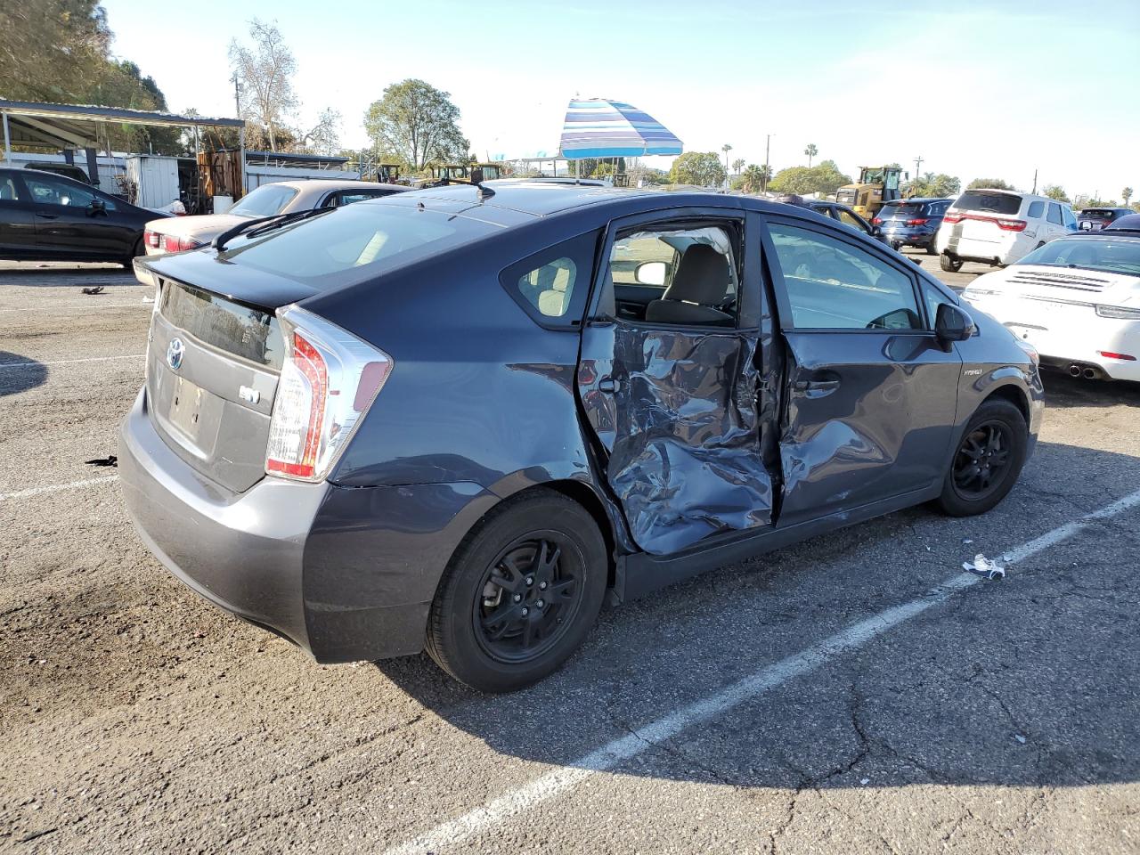 2015 Toyota Prius VIN JTDKN3DU3F0464613 Copart auction photo, all over / minor dent/scratches damage thumbnail 3