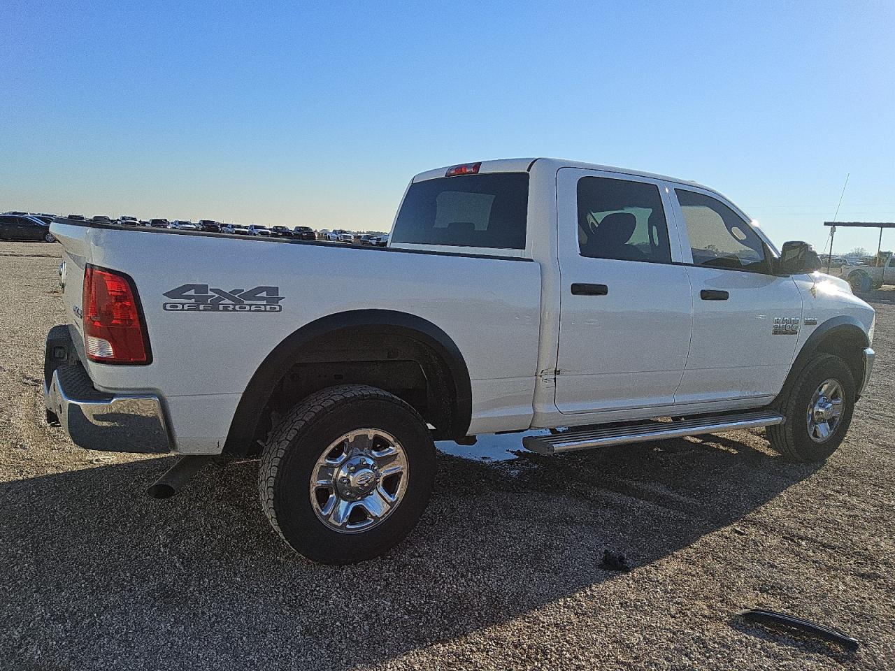 2018 RAM 2500 VIN 3C6UR5CJ8JG172757 Copart auction photo, normal wear damage thumbnail 3