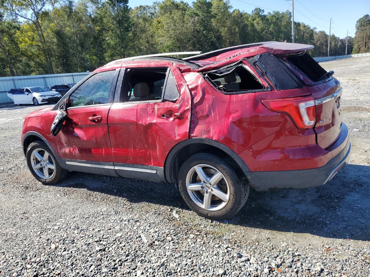 2017 Ford Explorer VIN 1FM5K8DH2HGA19615 Copart auction photo, top/roof damage thumbnail 2