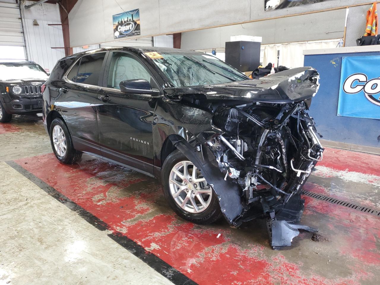 2022 Chevrolet Equinox VIN 2GNAXUEV5N6105814 Copart auction photo, front end damage thumbnail 4