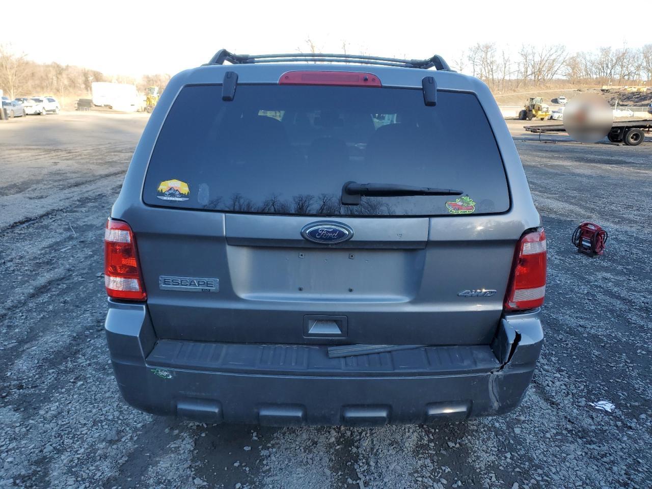 2010 Ford Escape VIN 1FMCU9DG0AKA80334 Copart auction photo, minor dent/scratches damage thumbnail 6