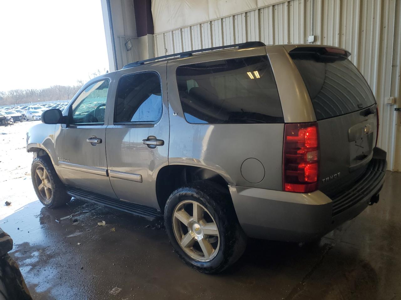 2007 Chevrolet Tahoe VIN 1GNFK13007J178878 Copart auction photo, front end damage thumbnail 2