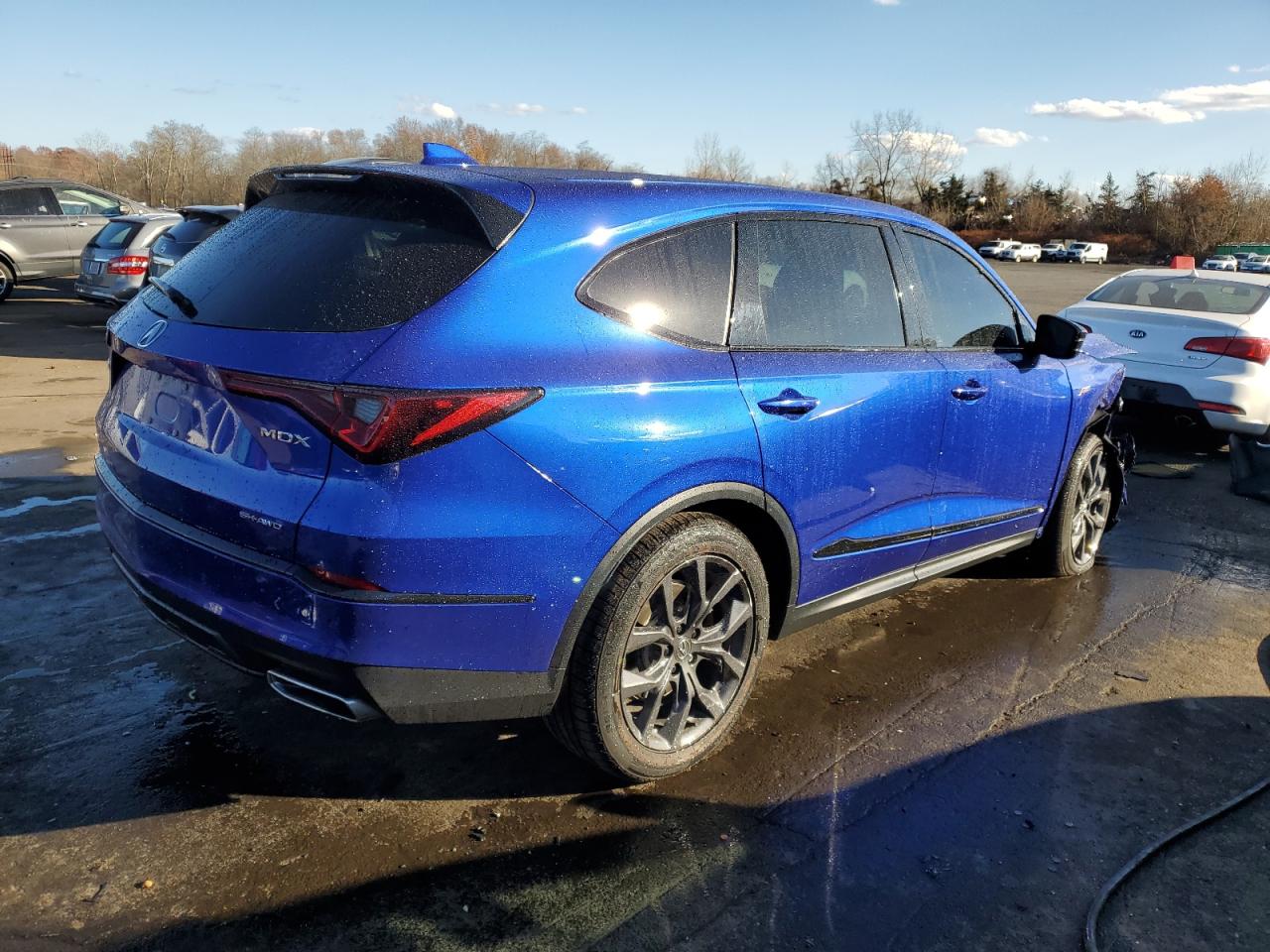 2022 Acura MDX VIN 5J8YE1H01NL047155 Copart auction photo, front end damage thumbnail 3