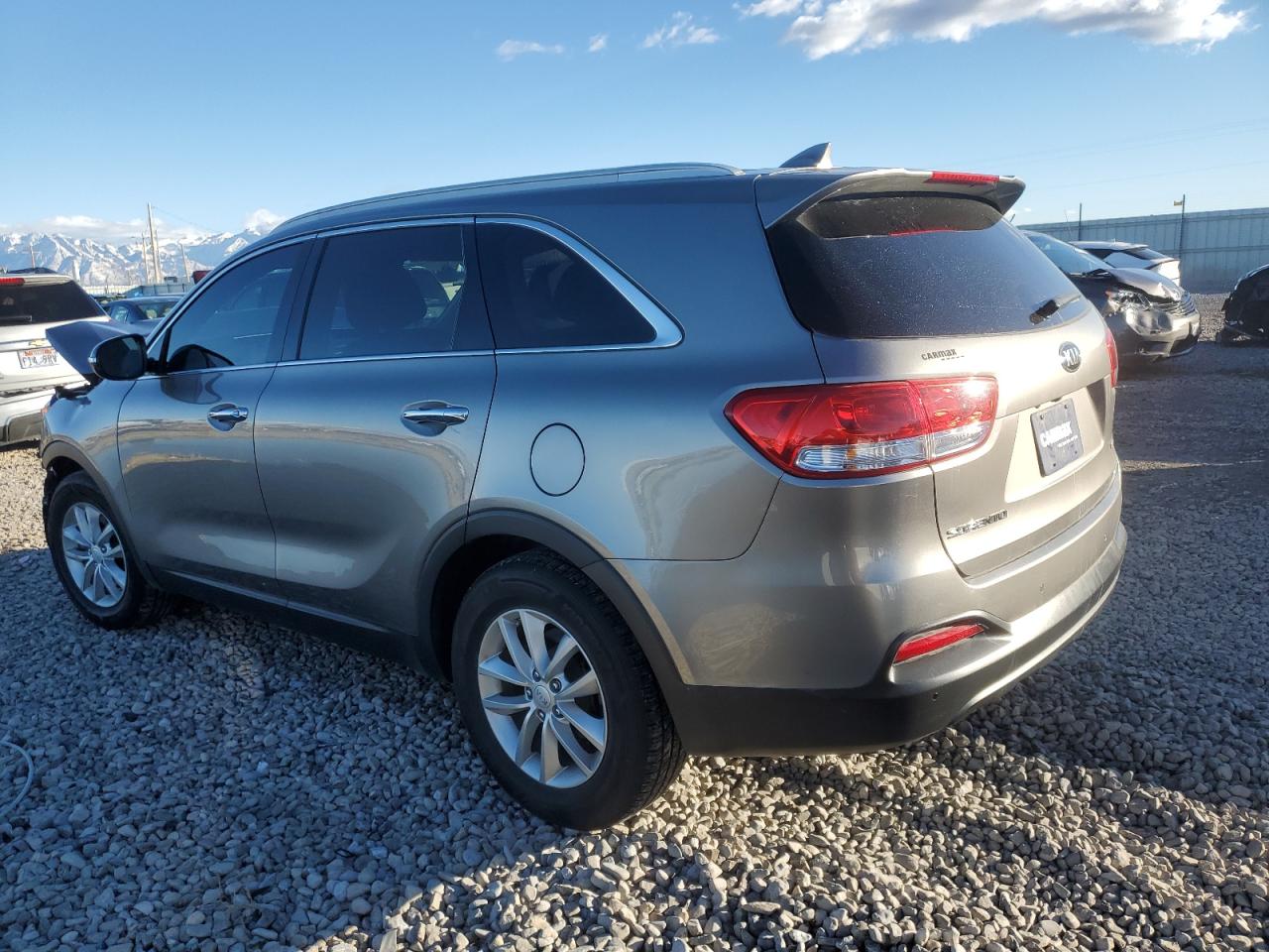 2016 KIA Sorento VIN 5XYPG4A39GG068957 Copart auction photo, front end damage thumbnail 2