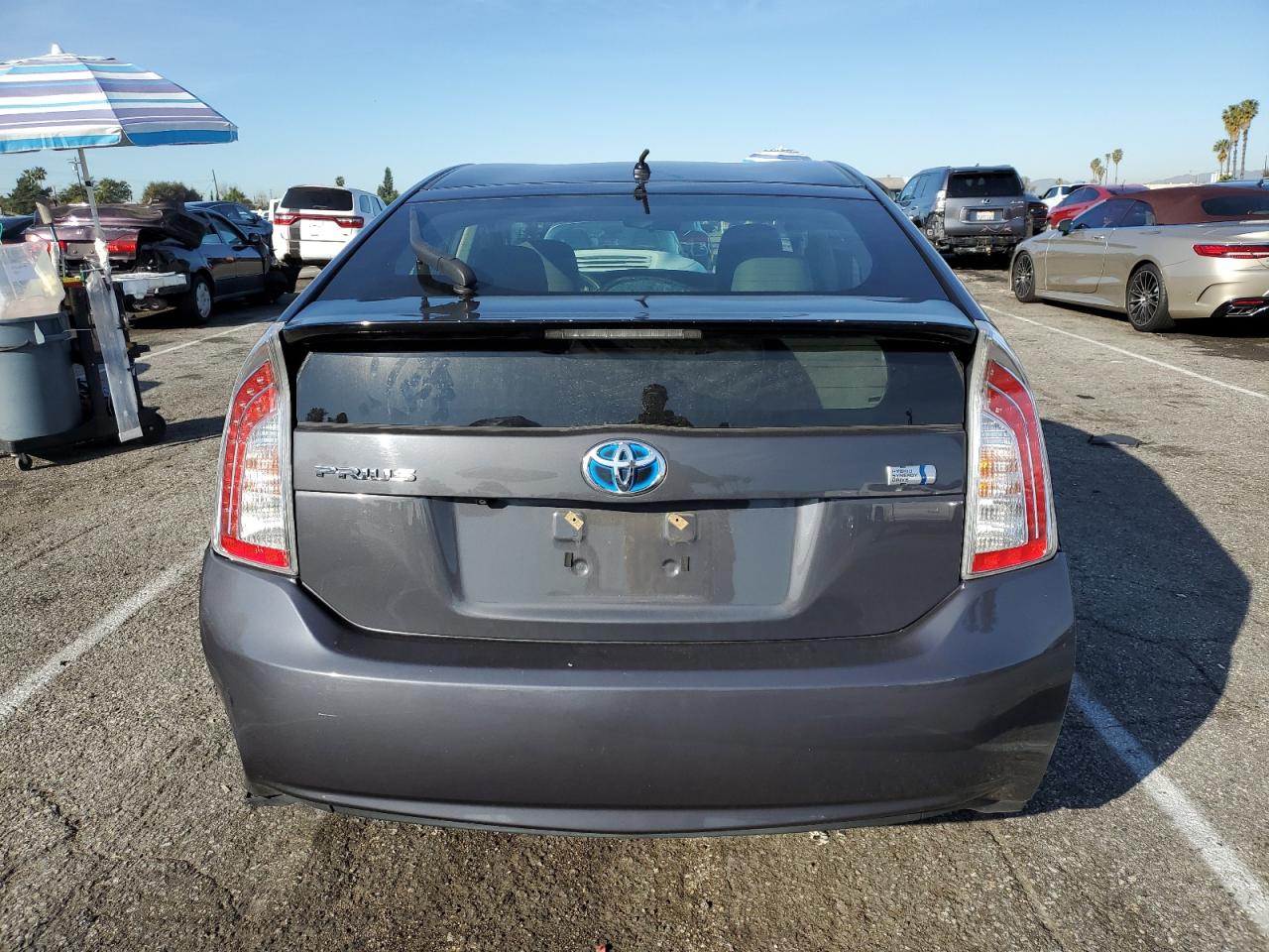 2015 Toyota Prius VIN JTDKN3DU3F0464613 Copart auction photo, all over / minor dent/scratches damage thumbnail 6