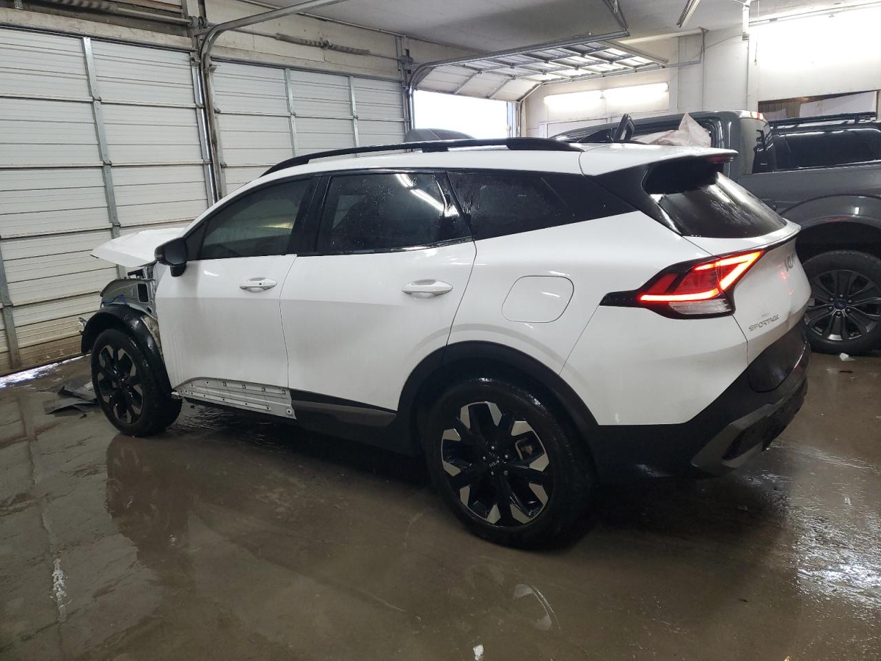 2023 KIA Sportage VIN 5XYK6CAF2PG119264 Copart auction photo, front end / minor dent/scratches damage thumbnail 2
