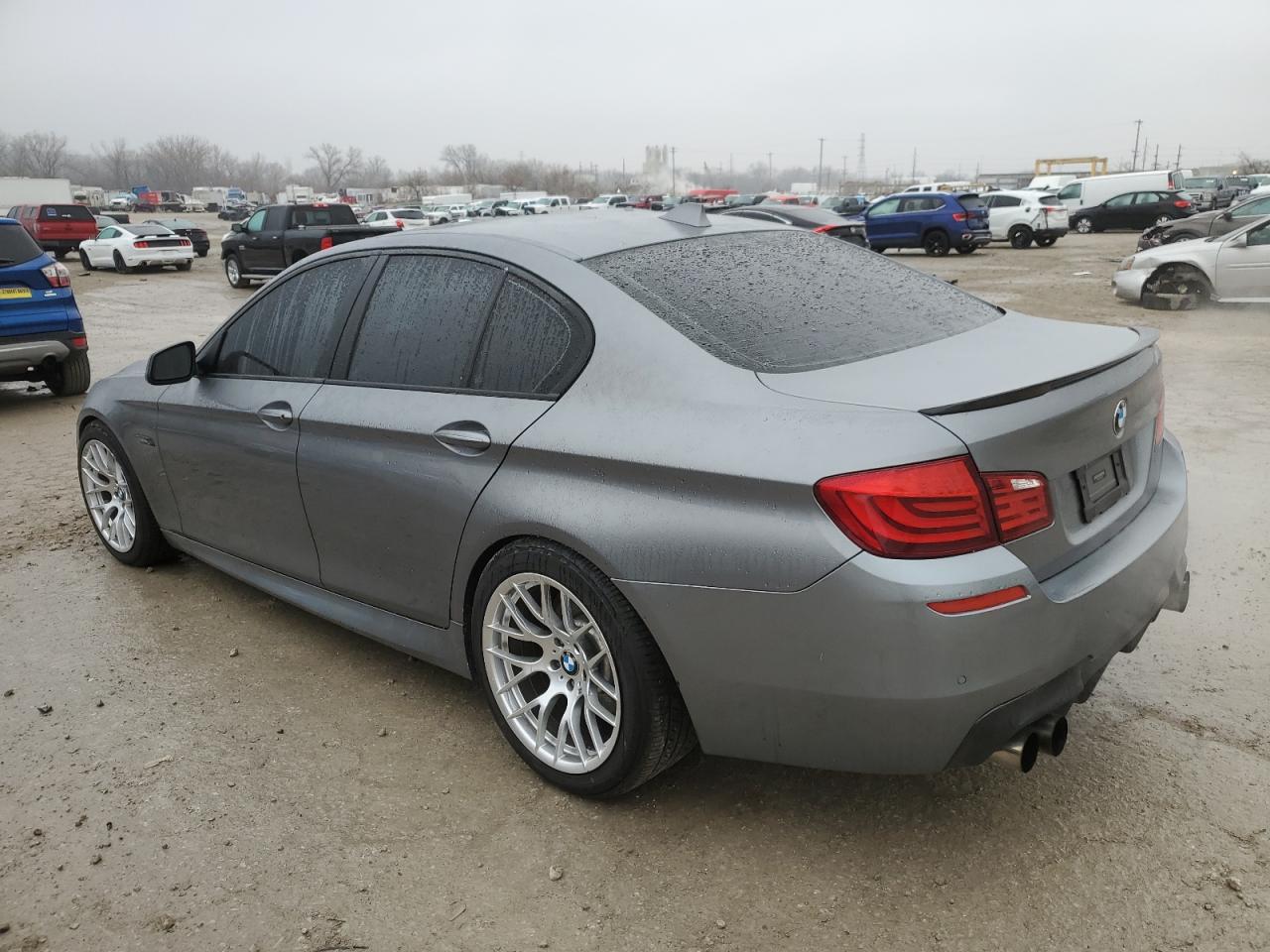 2012 BMW 5er VIN WBAFU7C55CDU64992 Copart auction photo, undercarriage damage thumbnail 2