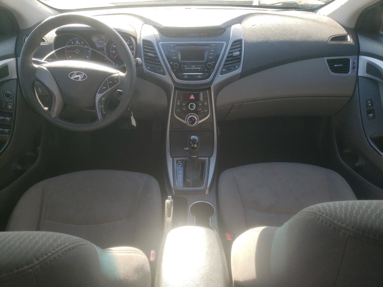2016 Hyundai Elantra VIN 5NPDH4AE2GH747477 Copart auction photo, rear end / minor dent/scratches damage thumbnail 8