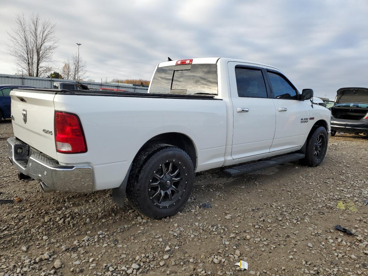 2016 RAM 1500 VIN 1C6RR7TMXGS222961 Copart auction photo, front end damage thumbnail 3