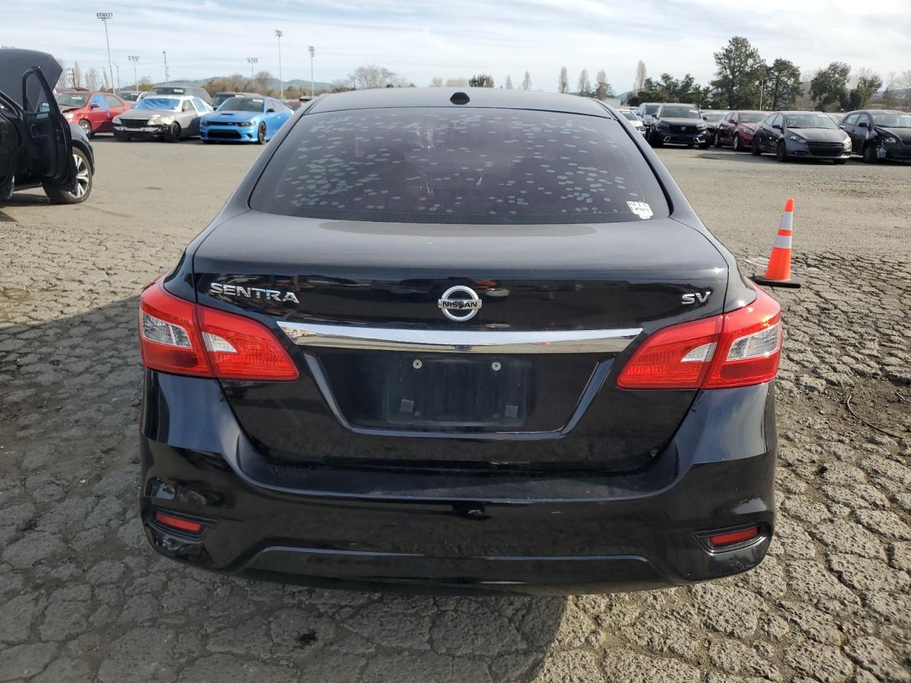 2018 Nissan Sentra VIN 3N1AB7AP5JL658004 Copart auction photo, side / rear end damage thumbnail 6