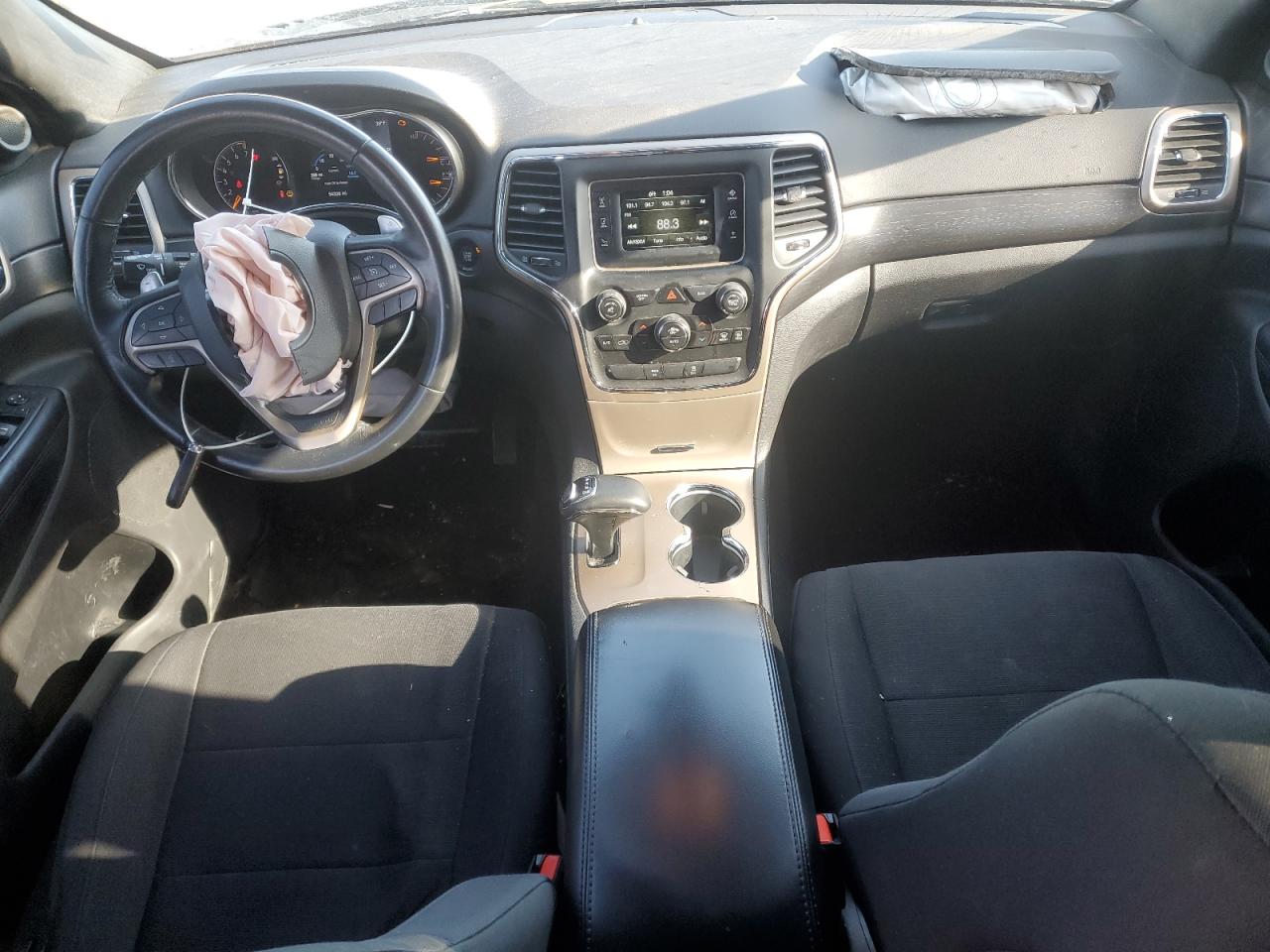 2015 Jeep Grand Cherokee VIN 1C4RJFAG3FC943400 Copart auction photo, front end / minor dent/scratches damage thumbnail 8