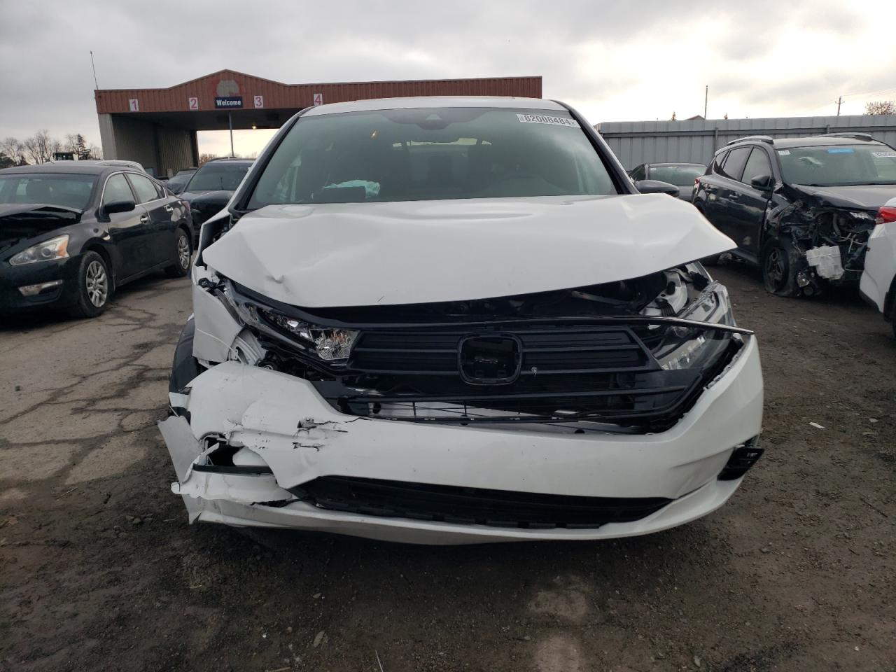 2024 Honda Odyssey VIN 5FNRL6H74RB075057 Copart auction photo, all over damage thumbnail 5