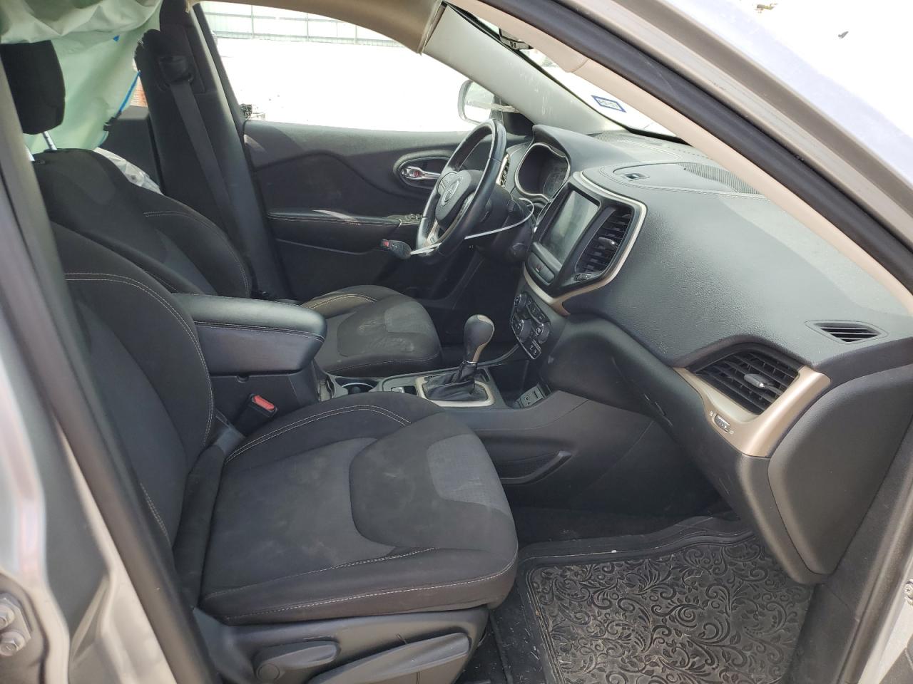 2015 Jeep Grand Cherokee VIN 1C4PJLCB4FW539818 Copart auction photo, side / minor dent/scratches damage thumbnail 7