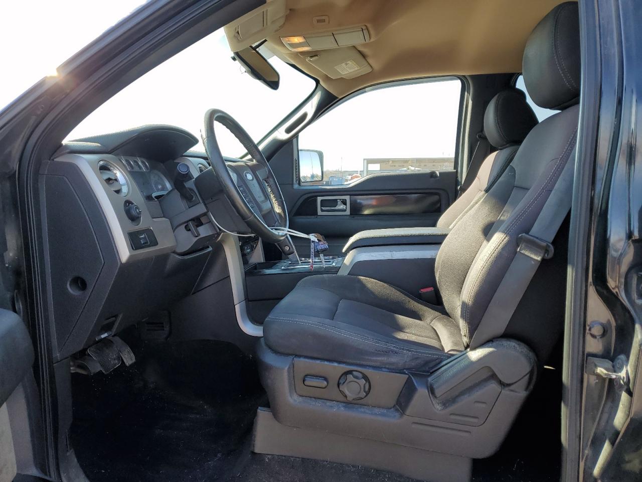 2010 Ford F-150 VIN 1FTEW1C87AKB98609 Copart auction photo, front end / minor dent/scratches damage thumbnail 7