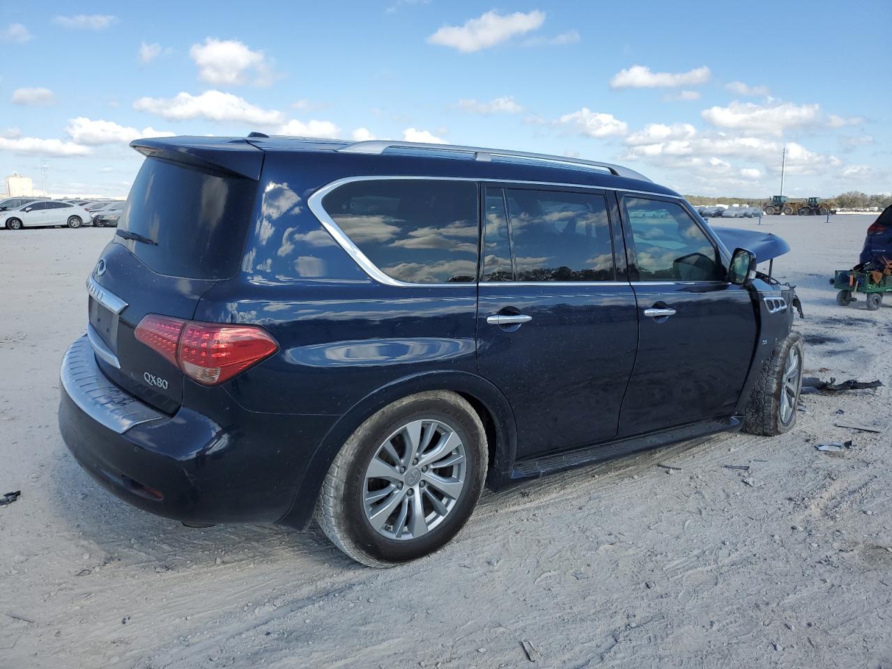 2017 Infiniti QX80 VIN JN8AZ2NF0H9642913 Copart auction photo, front end / side damage thumbnail 3