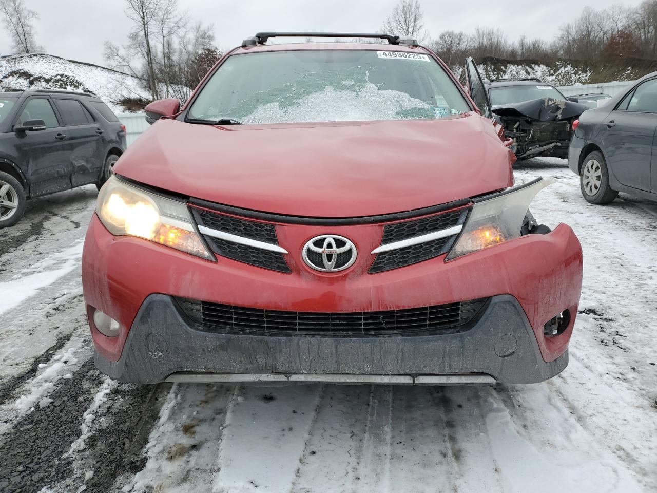 2014 Toyota RAV 4 VIN 2T3RFREV1EW184687 Copart auction photo, front end / side damage thumbnail 5