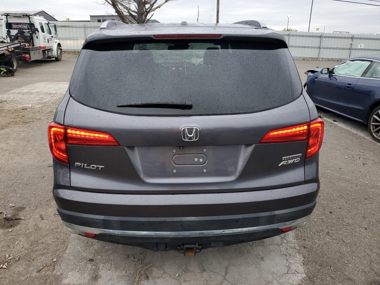 2018 Honda Pilot VIN 5FNYF6H96JB024376 Copart auction photo, all over damage thumbnail 6