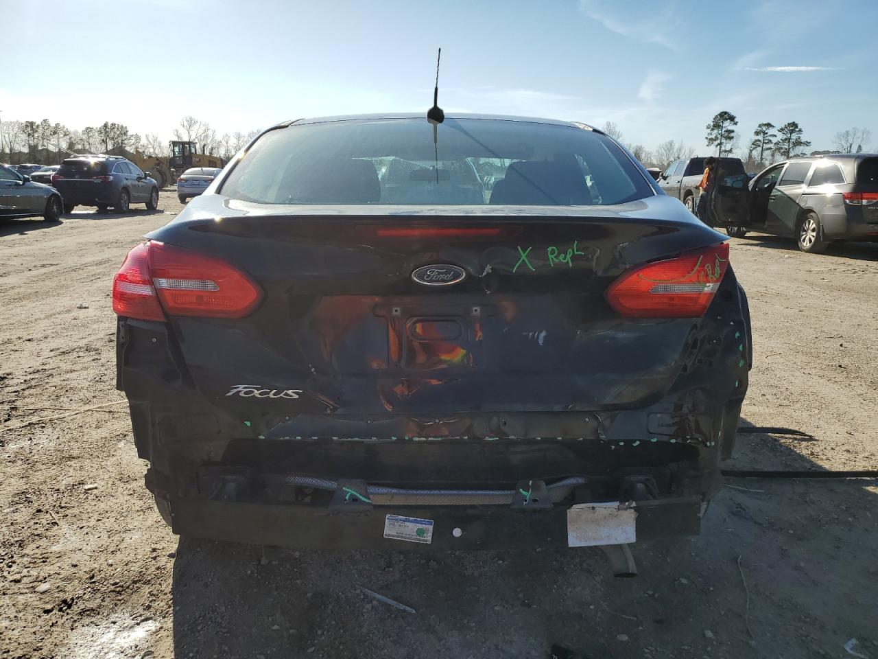 2018 Ford Focus VIN 1FADP3E25JL277466 Copart auction photo, rear end / minor dent/scratches damage thumbnail 6
