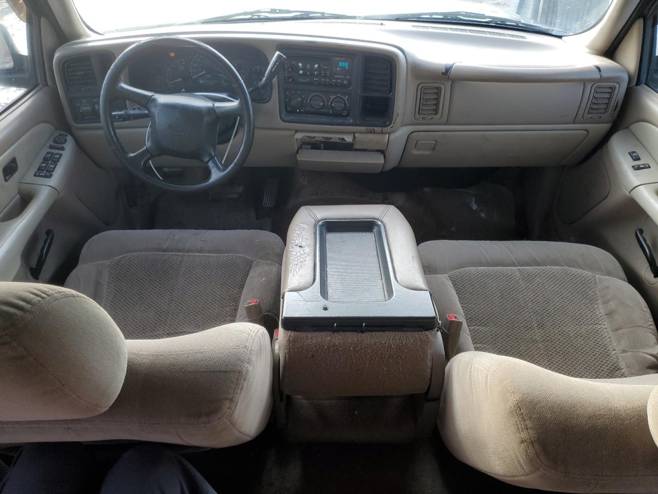2002 Chevrolet Tahoe VIN 1GNEC13V22R278981 Copart auction photo, front end damage thumbnail 8
