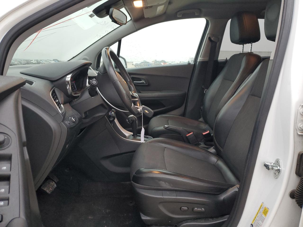 2018 Chevrolet Trax VIN KL7CJLSB7JB724880 Copart auction photo, front end / minor dent/scratches damage thumbnail 7