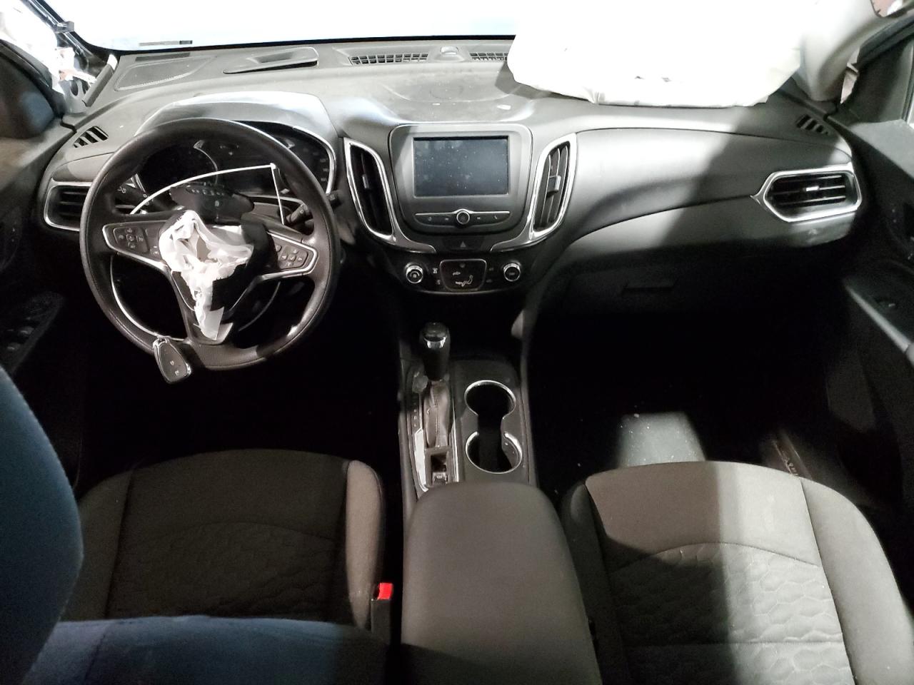 2020 Chevrolet Equinox VIN 3GNAXUEV5LS523935 Copart auction photo, front end / minor dent/scratches damage thumbnail 8