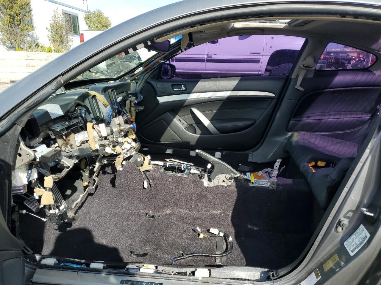 2014 Infiniti Q60 VIN JN1CV6EKXEM112867 Copart auction photo, vandalism / stripped damage thumbnail 7