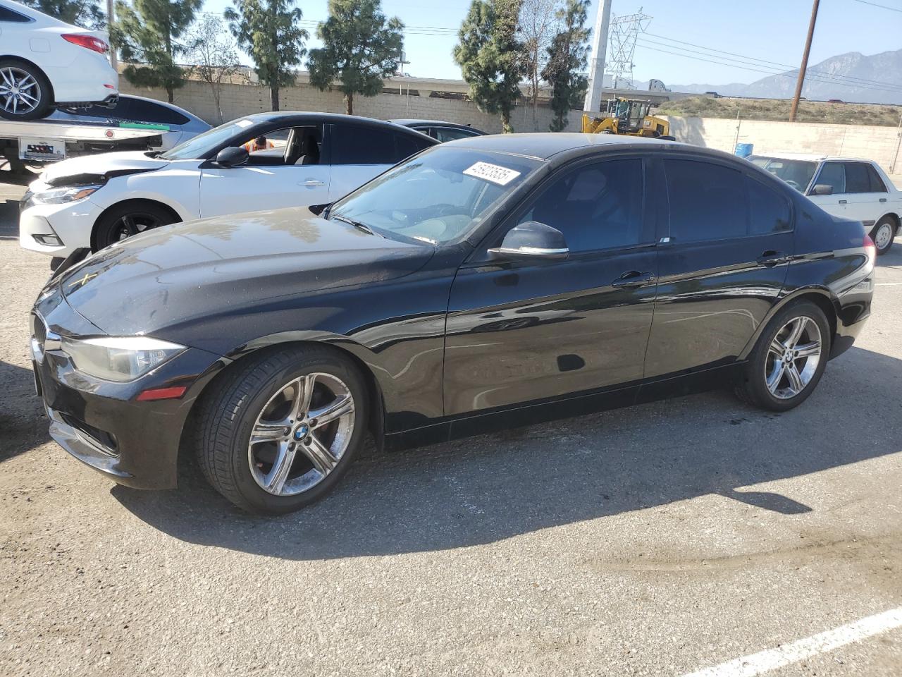 2014 BMW 3er VIN WBA3C1C53EK111345
