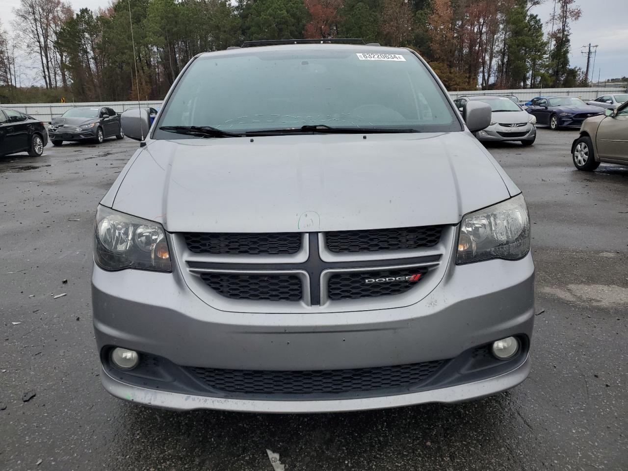 2017 Dodge Caravan VIN 2C4RDGEG8HR746644 Copart auction photo, all over damage thumbnail 5