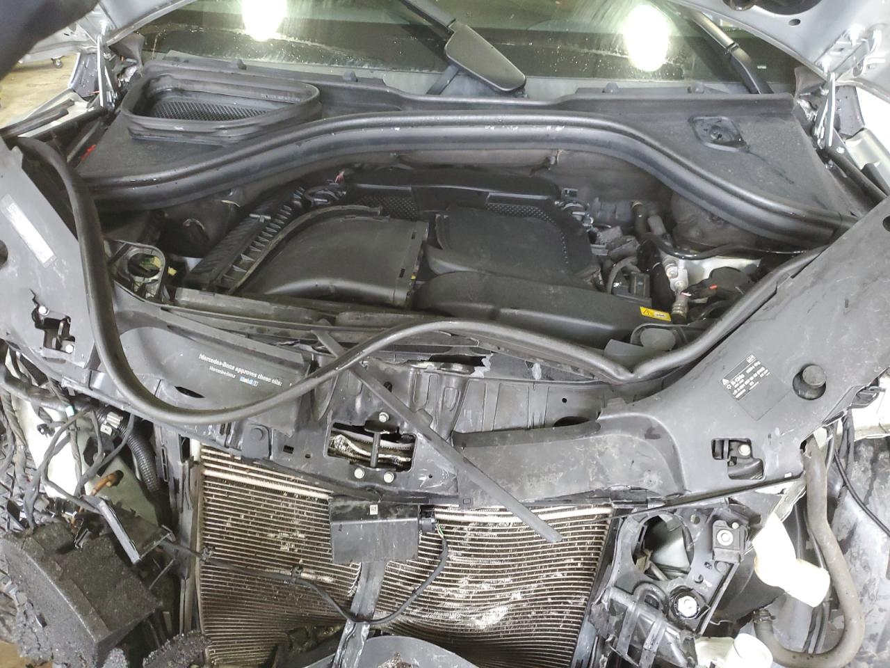2016 Mercedes-Benz GLE VIN 4JGDA5HB8GA775888 Copart auction photo, front end damage thumbnail 14