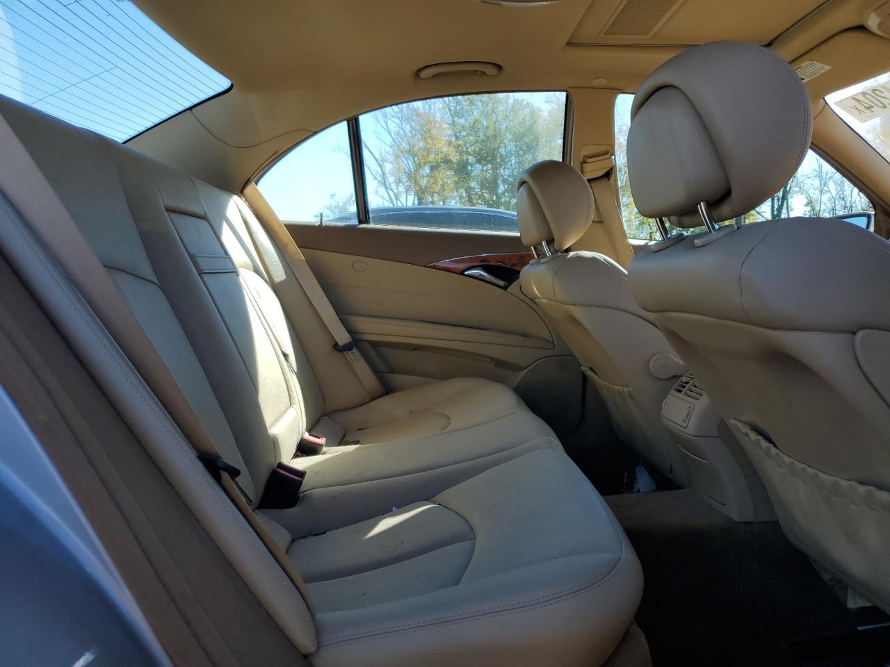 2008 Mercedes-Benz E-klasse VIN WDBUF87X98B243130 Copart auction photo, front end / mechanical damage thumbnail 10