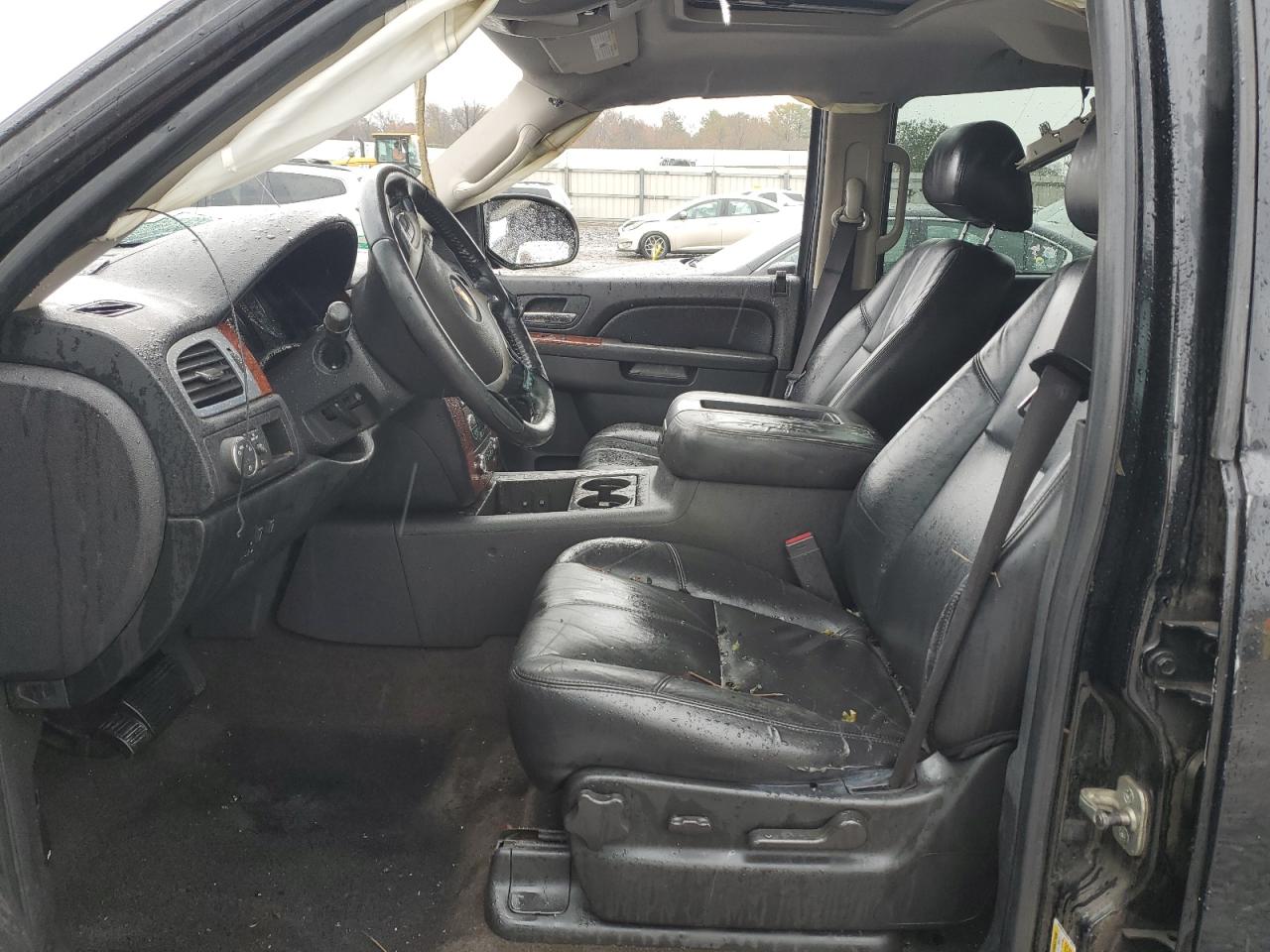 2011 Chevrolet Avalanche VIN 3GNMCFE09BG118073 Copart auction photo, all over damage thumbnail 7