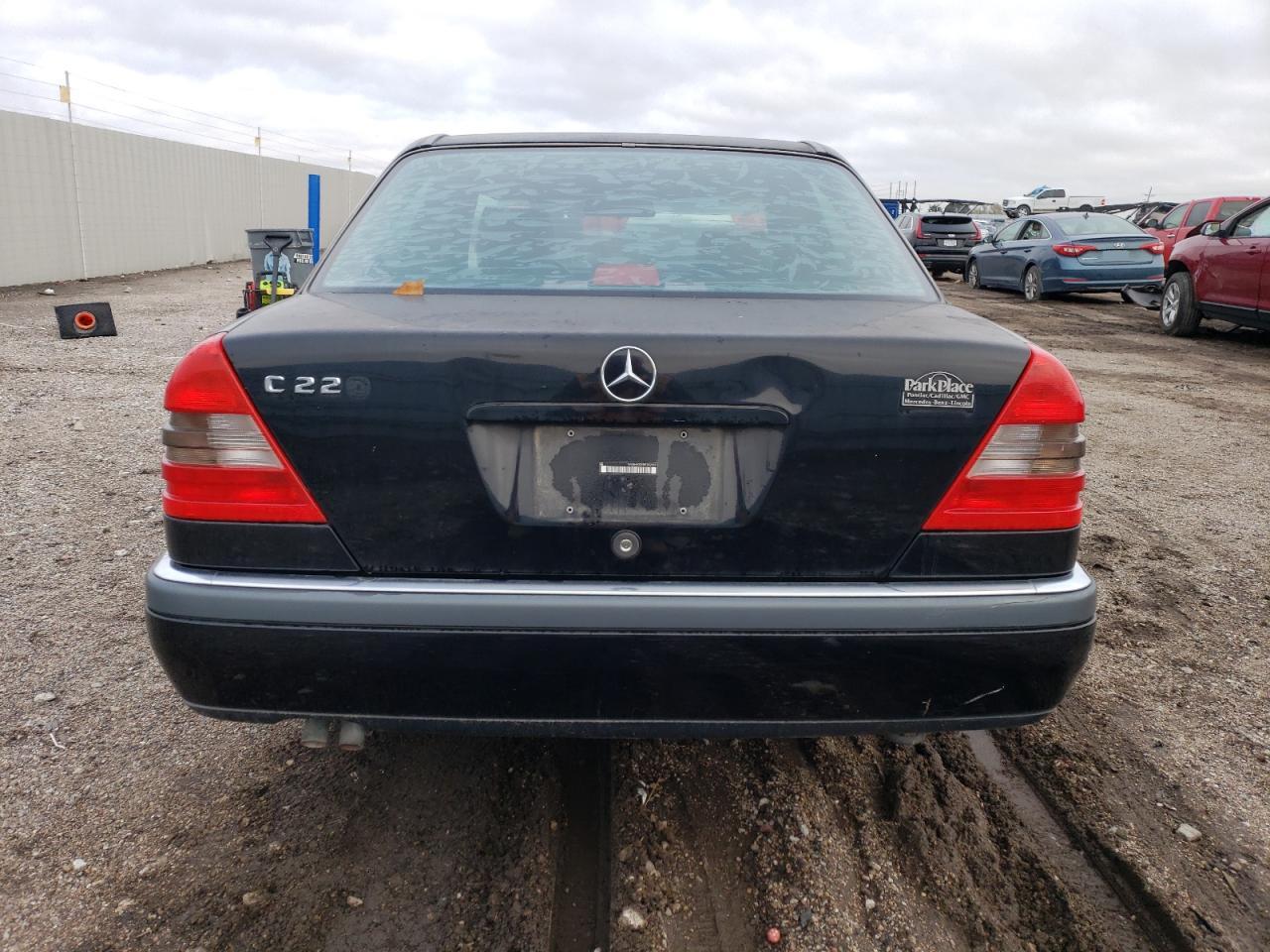 1994 Mercedes-Benz C-klasse VIN WDBHA22E2RF052839 Copart auction photo, all over / hail damage thumbnail 6
