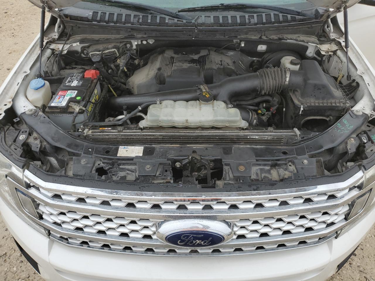 2019 Ford Expedition VIN 1FMJU1HT1KEA47648 Copart auction photo, front end / stripped damage thumbnail 12