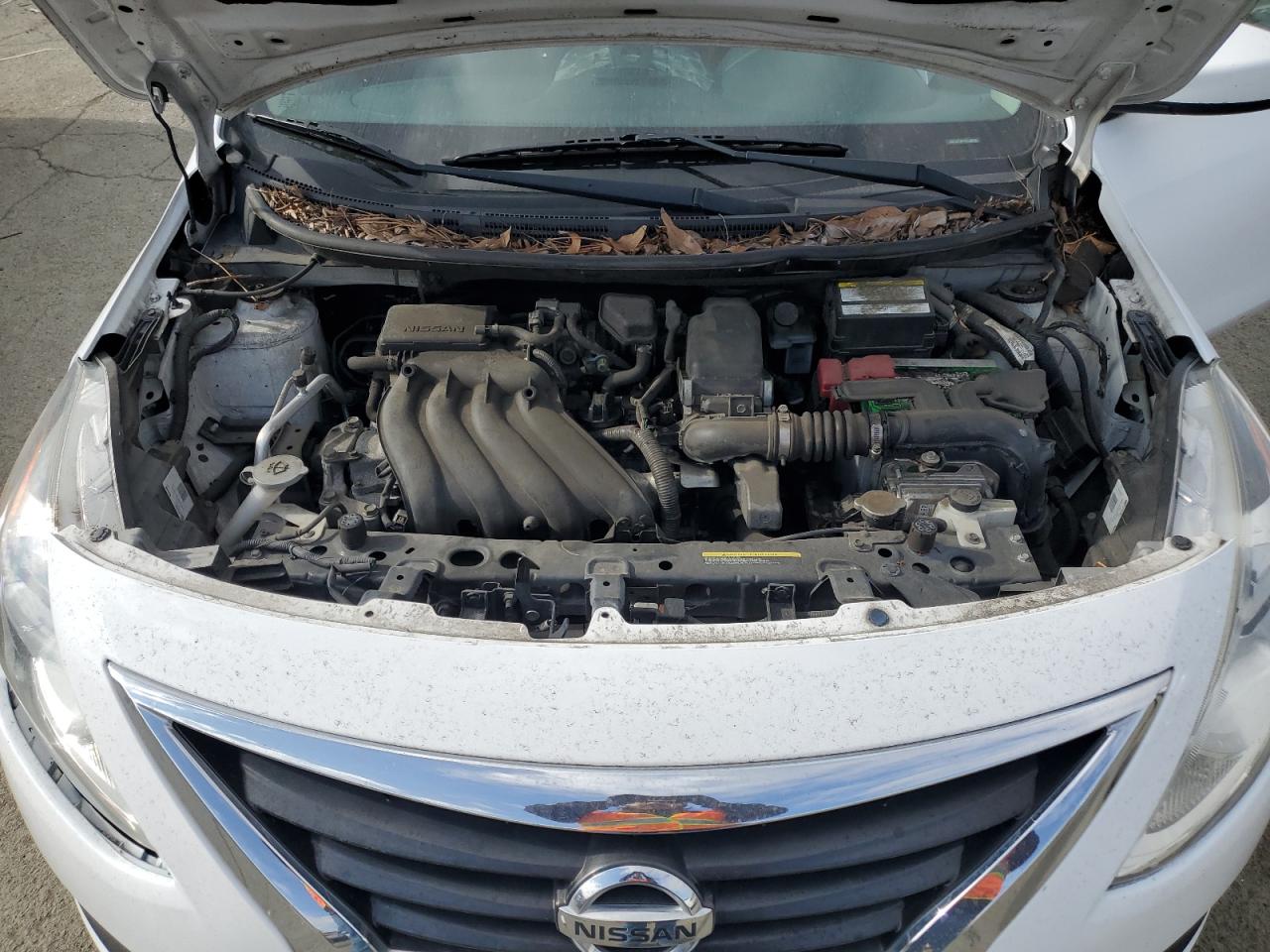 2015 Nissan Versa VIN 3N1CN7AP5FL888682 Copart auction photo, front end damage thumbnail 11