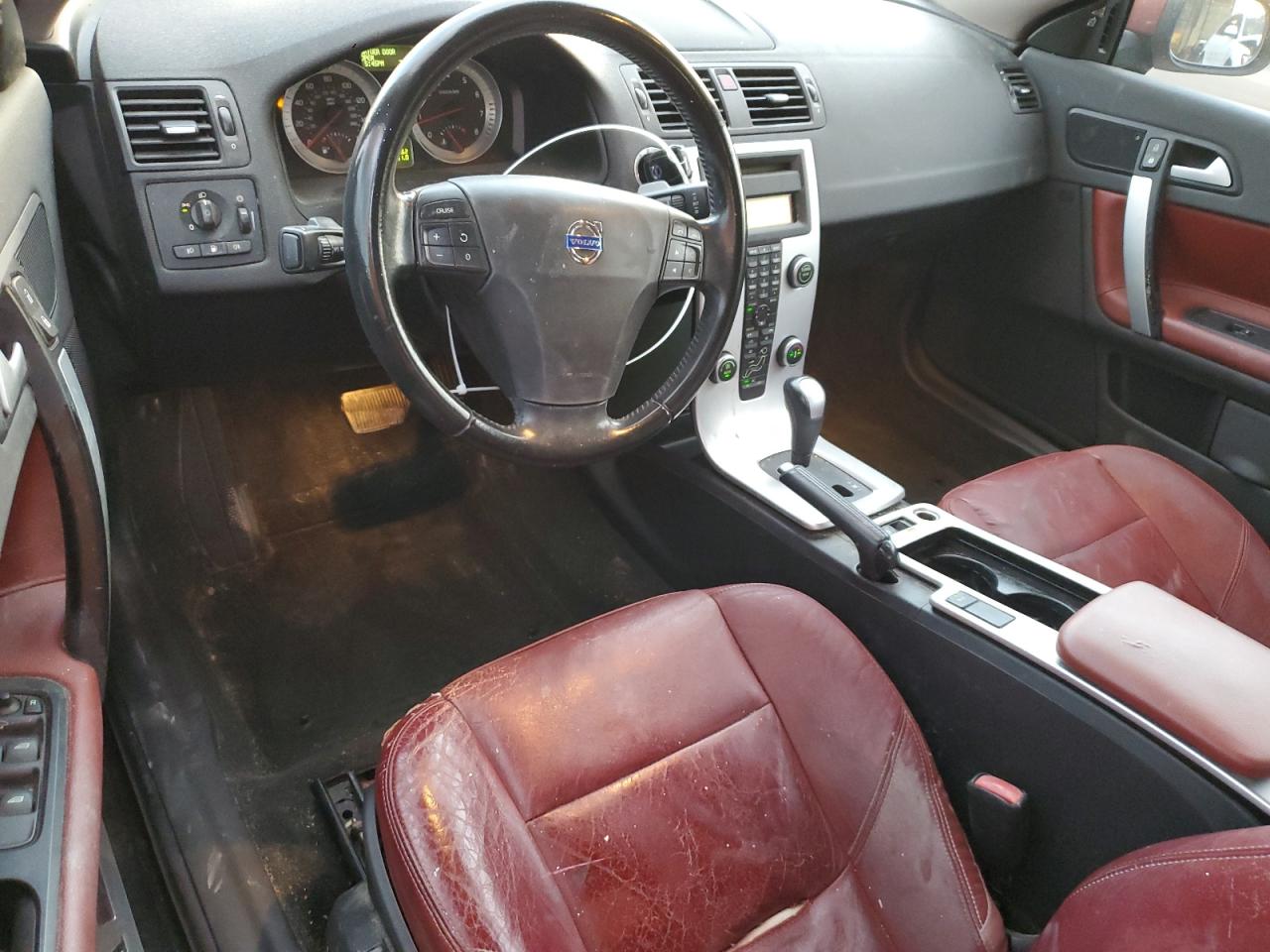 2011 Volvo C70 VIN YV1672MC2BJ108567 Copart auction photo, side damage thumbnail 8