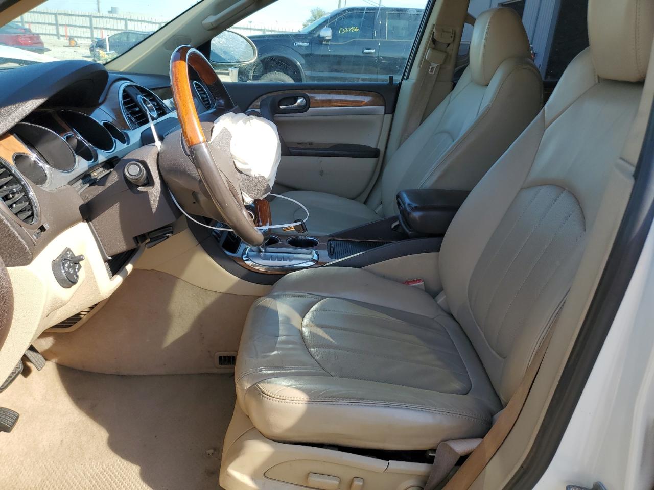 2012 Buick Enclave VIN 5GAKRCED2CJ301512 Copart auction photo, front end damage thumbnail 7
