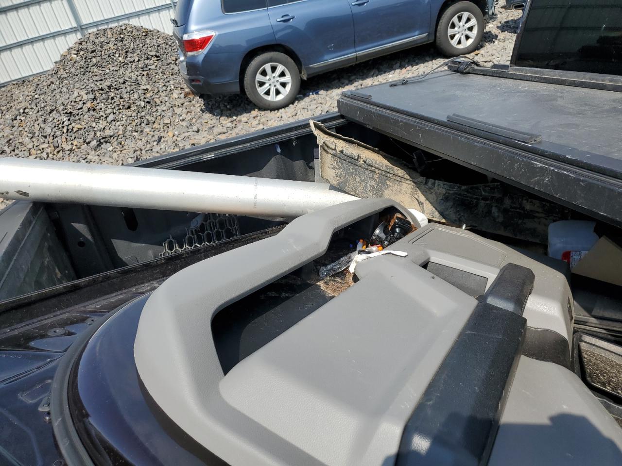 2018 Ford F-150 VIN 1FTEW1EP3JFC21381 Copart auction photo, all over damage thumbnail 12