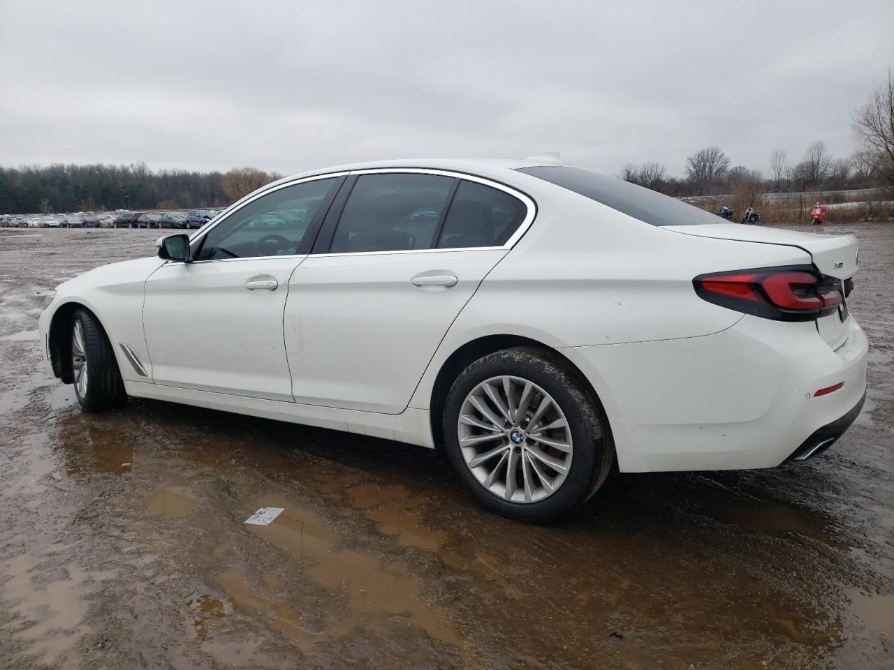 2022 BMW 5er VIN WBA13BJ07NCH68277 Copart auction photo, front end damage thumbnail 2