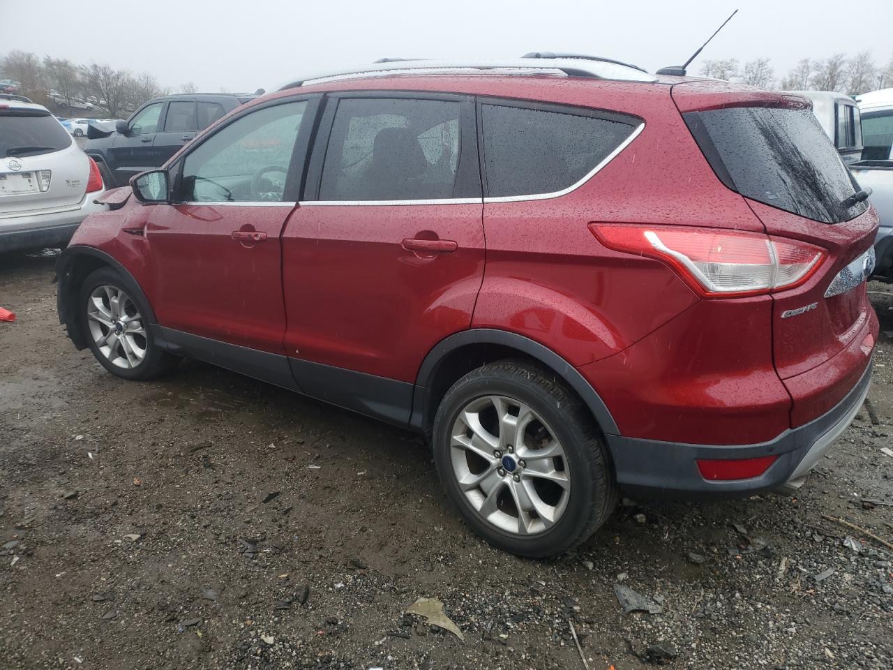 2015 Ford Escape VIN 1FMCU9JX2FUA98463 Copart auction photo, front end damage thumbnail 2