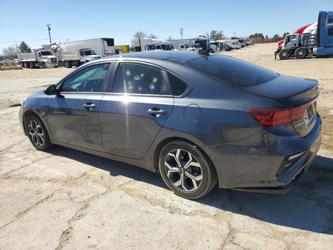 2019 KIA Forte VIN 3KPF24AD2KE108966 Copart auction photo, all over / vandalism damage thumbnail 2