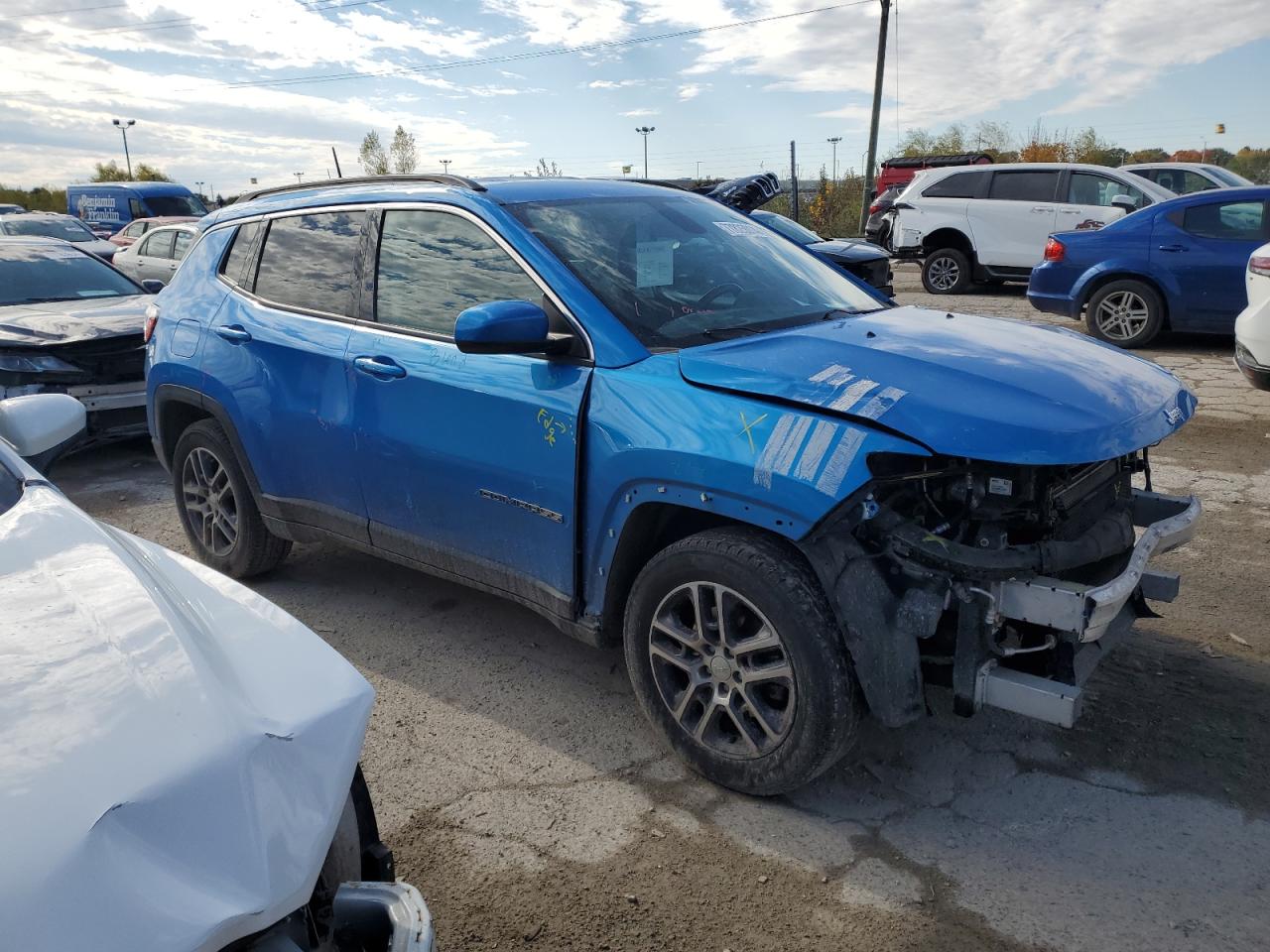 2018 Jeep Compass VIN 3C4NJCBB7JT487933 Copart auction photo, front end / minor dent/scratches damage thumbnail 4