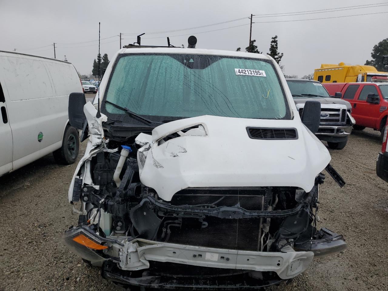2017 Ford Transit VIN 1FTYE2YM6HKB55241 Copart auction photo, front end / side damage thumbnail 5