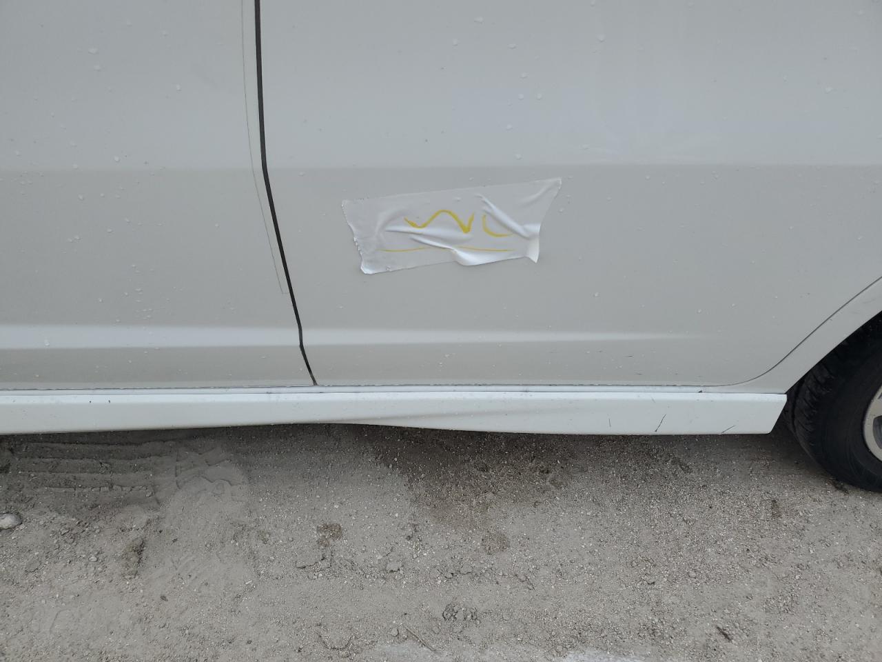 2013 Honda Fit VIN JHMGE8H52DC037617 Copart auction photo, water/flood damage thumbnail 12