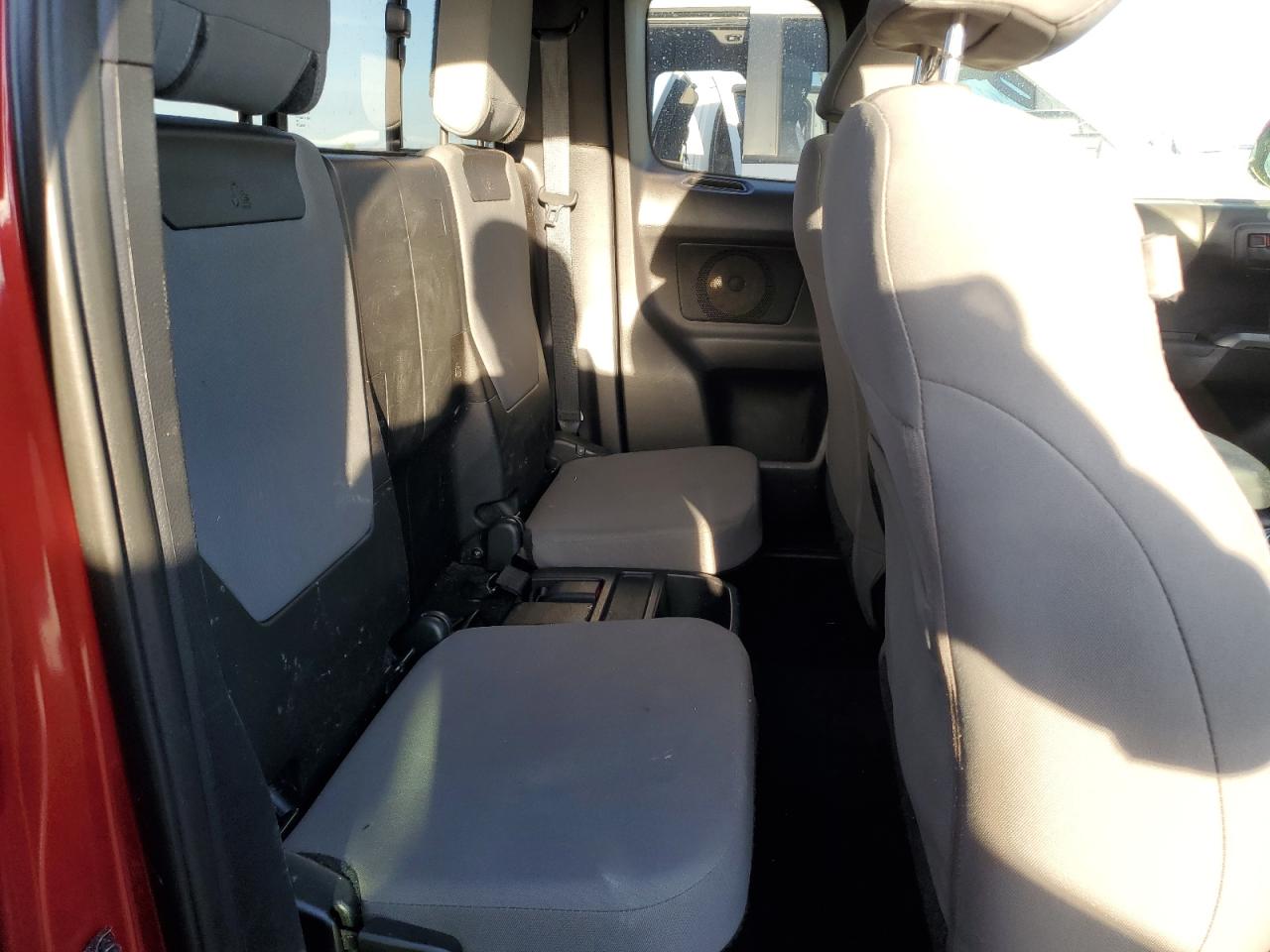 2017 Toyota Tacoma VIN 5TFRX5GN8HX092348 Copart auction photo, water/flood damage thumbnail 10