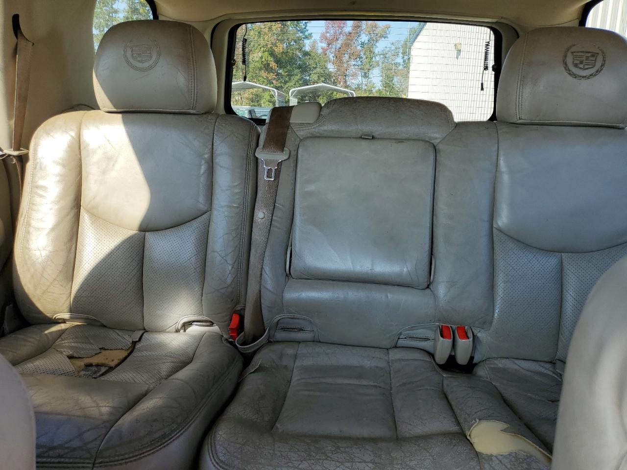 2005 Cadillac Escalade VIN 1GYEK63N85R170887 Copart auction photo, front end / rear end damage thumbnail 10